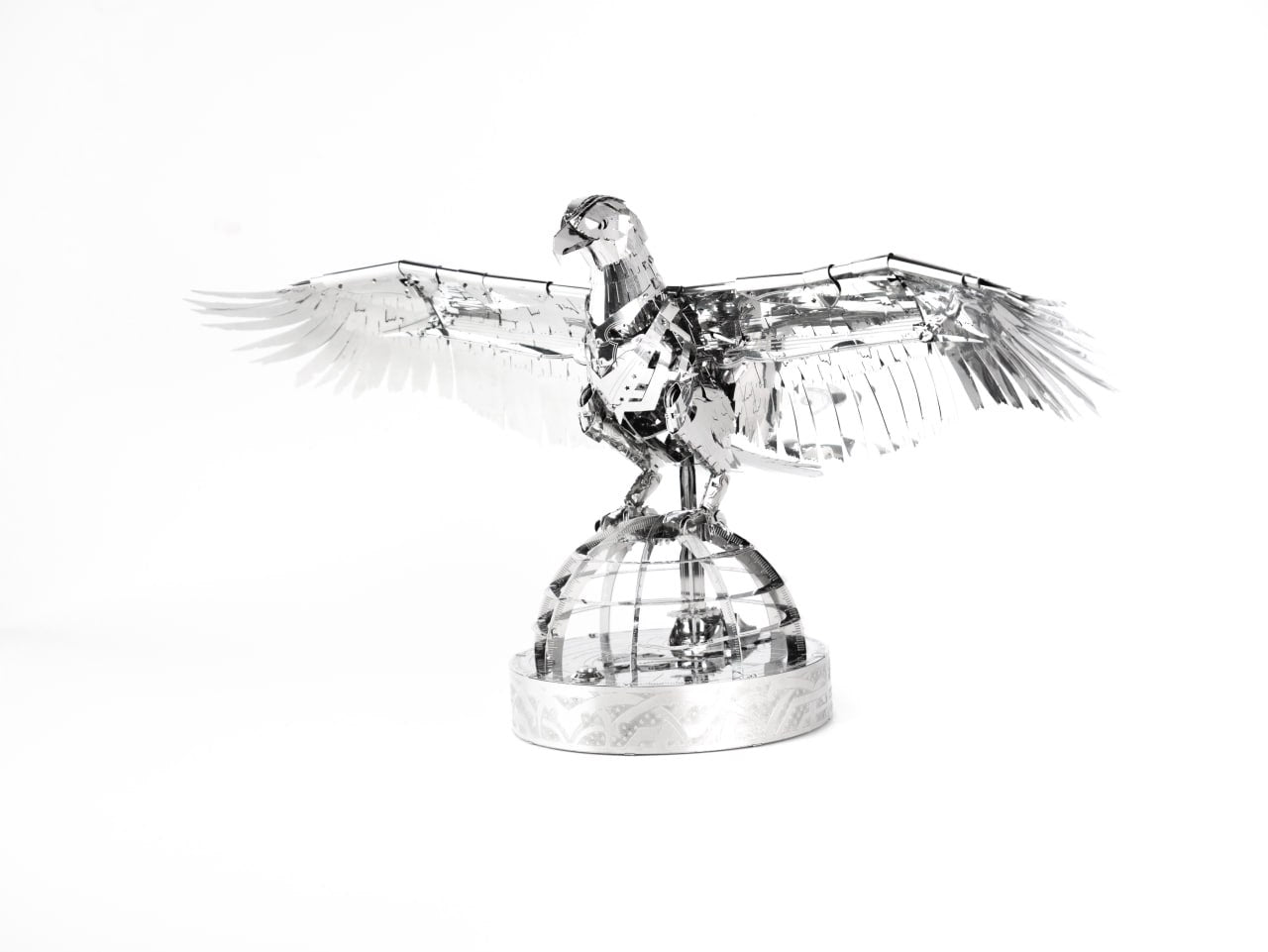 The Great Eagle Silver Armor Crystal Edition