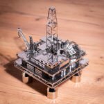 TREASURE FINDER OIL RIG - Image 2